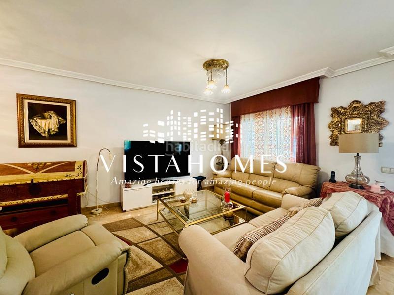 Foto 8523b26e-59f1-4c1b-aafa-c61c6ccb14d6. Casa aparellada amb calefacció piscina a Arroyo de la Vega La Moraleja