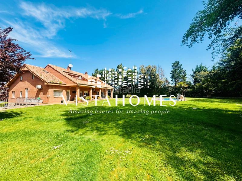 Foto 3048b01e-40b7-4d8e-8154-a014aaa4ba3a. Chalet dans n/a dans Ciudalcampo