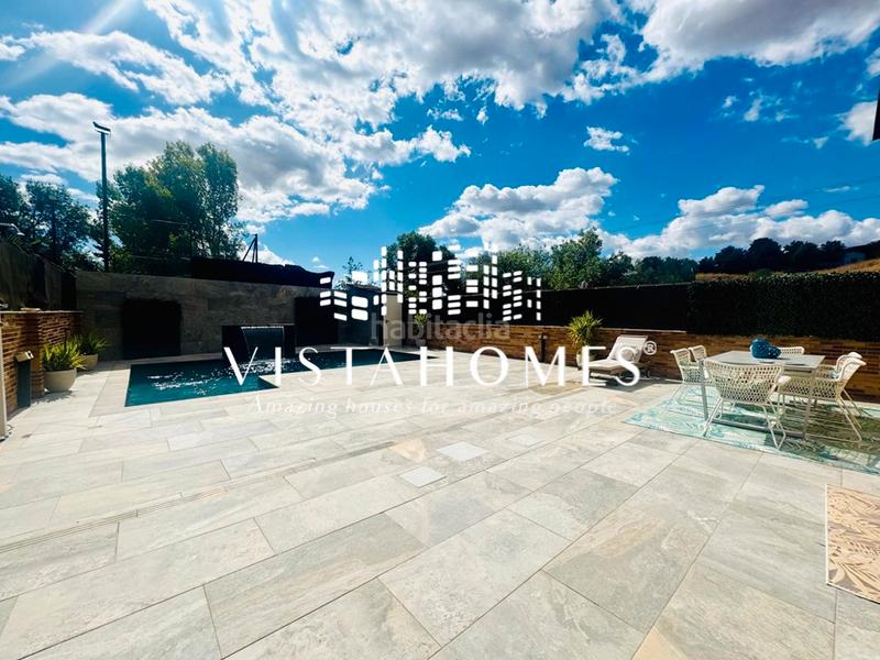 Foto 1b9ab36e-54aa-4e1d-8817-2436e11543d5. Casa aparellada amb calefacció aparcament piscina a San Agustín de Guadalix