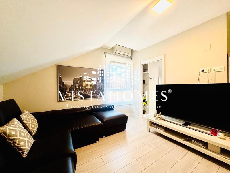 Foto 63d4f8cd-d6af-452f-9d1f-257b9d31fa96. Casa aparellada amb calefacció aparcament piscina a San Agustín de Guadalix