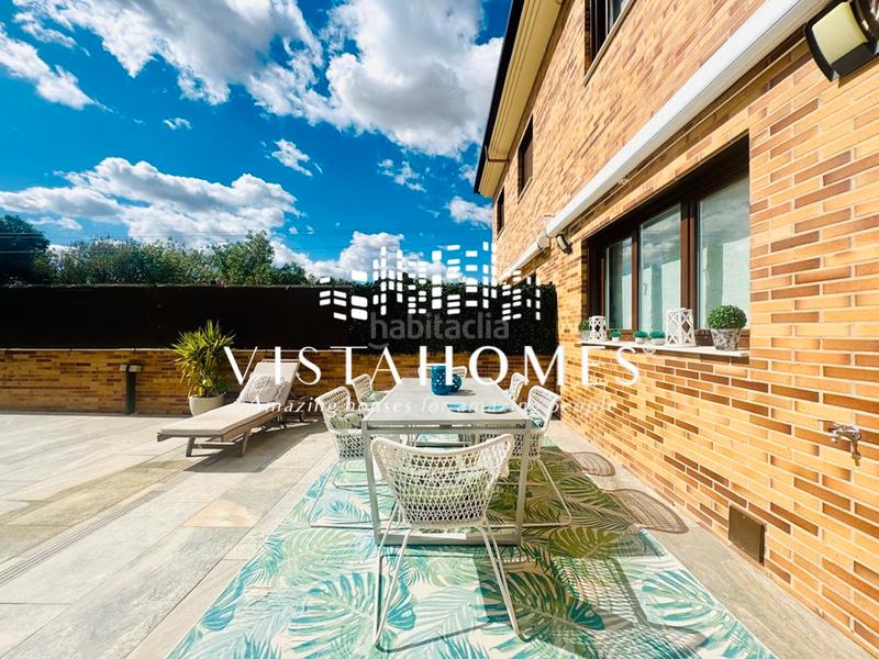 Foto c6b6a94f-6fda-43b1-97c2-7b9121117102. Casa aparellada amb calefacció aparcament piscina a San Agustín de Guadalix