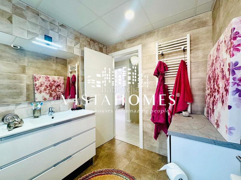 Foto e456f512-5f11-4419-ae32-edd83aabb4fd. Casa aparellada amb calefacció aparcament piscina a San Agustín de Guadalix