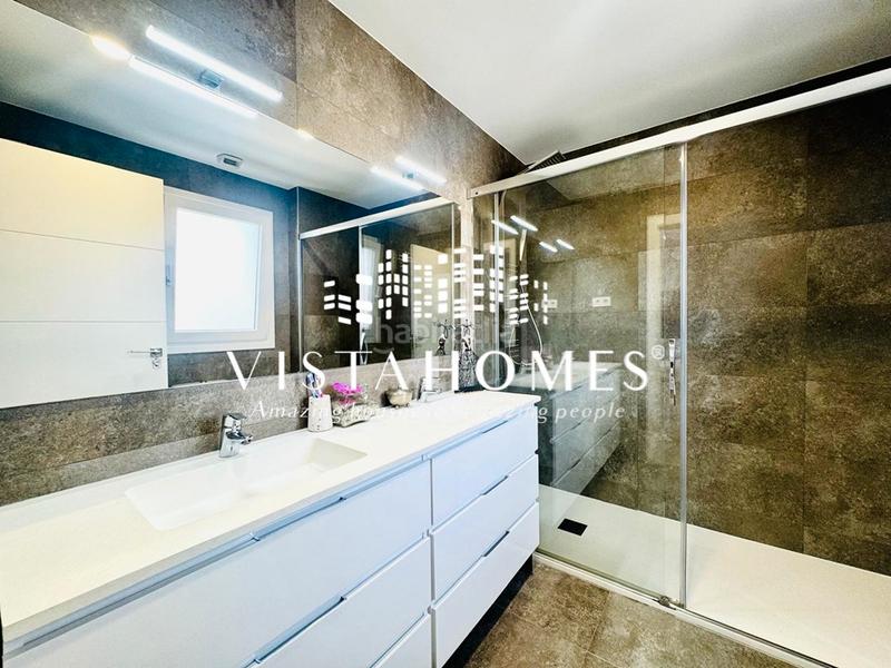 Foto ec65f6dc-9f36-49e8-866e-1b808ad1ed03. Casa aparellada amb calefacció aparcament piscina a San Agustín de Guadalix