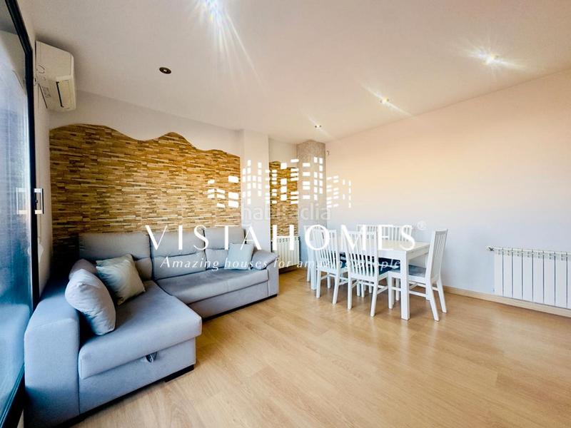 Foto 9acea77f-2ceb-4a90-a890-2af6589b6951. Attico con riscaldamento parcheggio in San Isidro Madrid