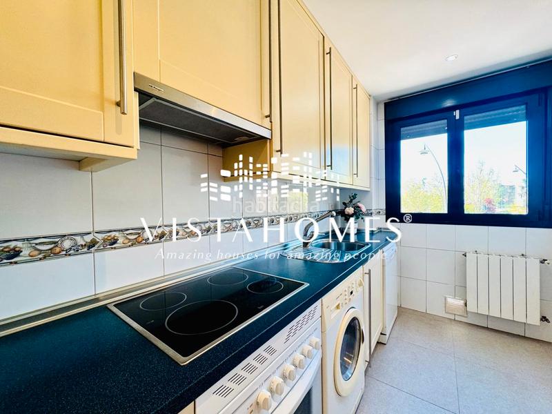 Foto fbd25bec-f554-4634-807a-8738cbf33eba. Etagenwohnung mit heizung pool in Centro Alcobendas