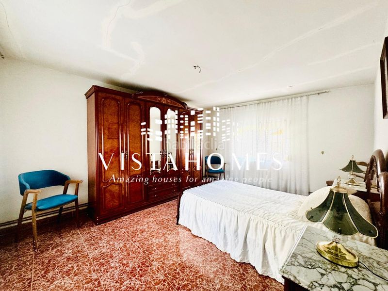 Foto cd3d726a-7024-4d52-9837-4b62961cc364. Casa aparellada amb calefacció a Chinchón