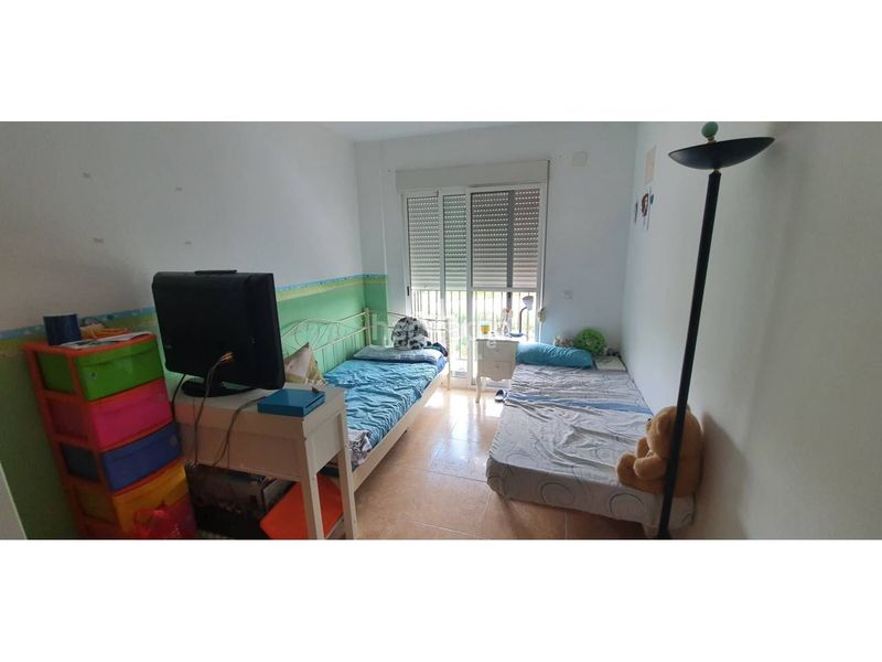 Foto a745a41b-9f15-45e6-979b-2463b0a93ee3. Casa adossada amb aparcament a Bèlgida