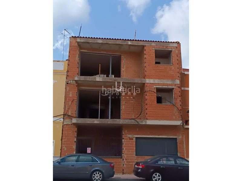 Foto 29d7f212-be1e-46f9-92c0-2df044601597. Edificio in Favara