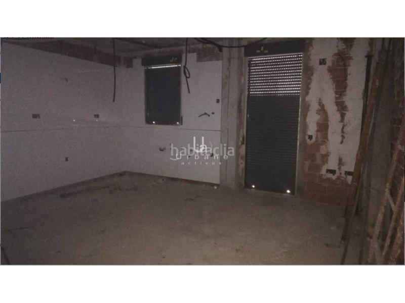 Foto 2d350353-3cbc-4937-a15d-f40a750ac558. Edificio in Favara