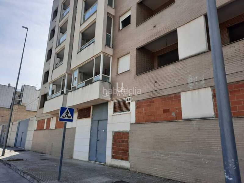 Foto 55e5c958-e4cd-4b55-b863-5c6dce6995c4. Edificio  en construcción obra parada en Carlet