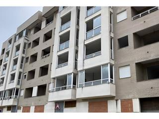 Edifici  Roig de corella. Edificio en construcción obra parada en carlet
