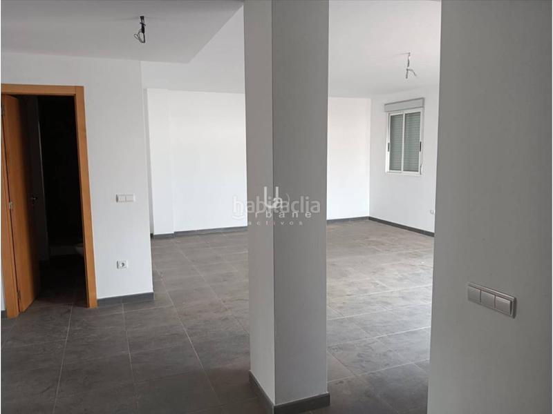 Foto e0d3e979-51b0-4711-83f1-f5c32719fe53. Edificio  en venta en el en Palomar