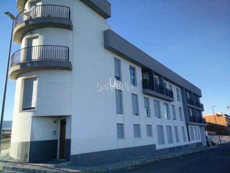 Foto f5ae0f9e-2ae0-4508-afd8-c8a50f9ae1f1. Edificio  en venta en el en Palomar