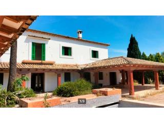 Edifici  Carretera villamarxant-pedralba km 2.9. Hotel en villamarxant