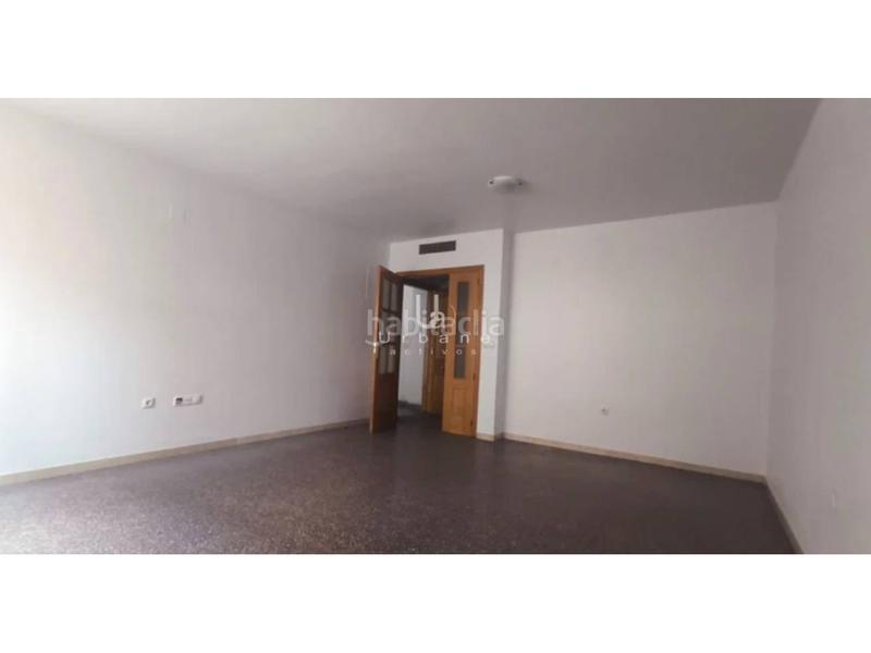 Foto 8f62de81-347b-4b42-b2ff-4ae0f80cbb23. Piso  a la venta en Zarandona Murcia