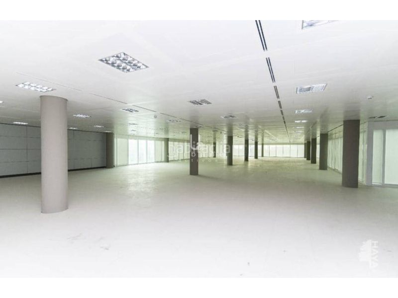 Foto f0386885-ac75-4be0-ac41-4f733e2e20d5. Edifici a Centre Vila Vilafranca del Penedès