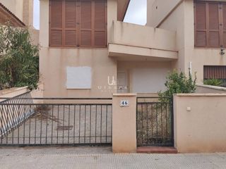 Casa adossada a Calle carmen 46. Oportunidad de banco cesión de remate!!!
