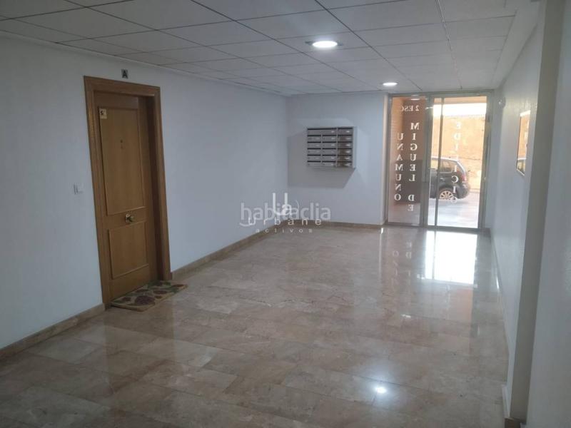 Foto 22f5adea-90b3-434f-9e9b-da428a1042a3. Parking coche en san luis 2 garaje en venta en torreagera en Murcia