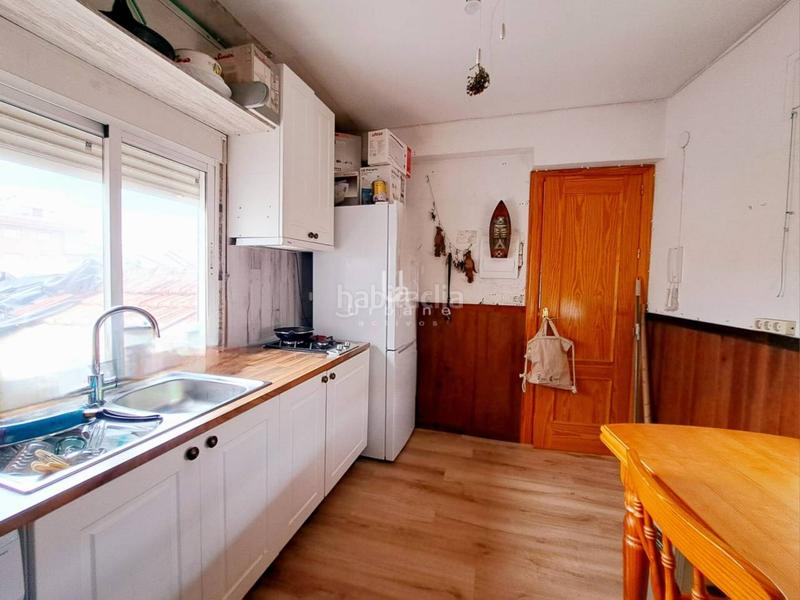 Foto 9ba71fc5-d7d9-40f0-9302-7ddea1d2f156. Etagenwohnung mit parking in Beniaján Murcia