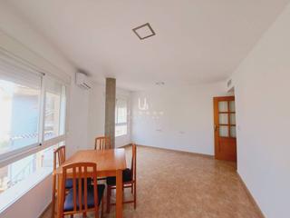 Appartement  Pizarro. Piso reformado con garaje en zona tranquila de ceut!!