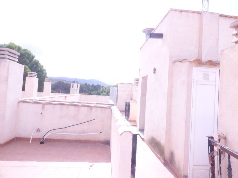 Foto 2146ae29-c630-4e47-bc70-5febfc7b1c4a. Edifici a calle fuente del pino 81 a Jumilla
