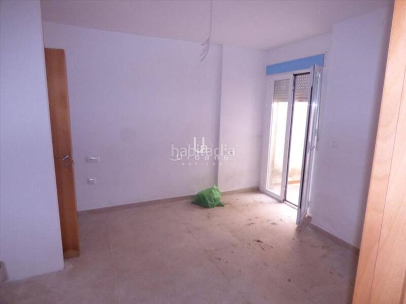 Foto 529b6695-46d1-44a5-8b08-f5eb712aedd3. Edifici a calle fuente del pino 81 a Jumilla