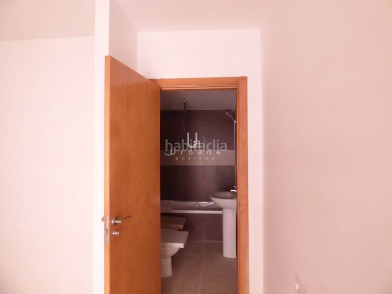 Foto 56a28508-d183-47e0-9b15-6df0aae855d6. Edifici a calle fuente del pino 81 a Jumilla