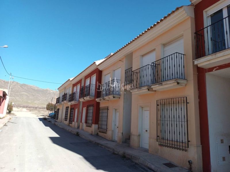 Foto 9f514eb3-f904-43fa-9e27-88f93089a62c. Edifici a calle fuente del pino 81 a Jumilla