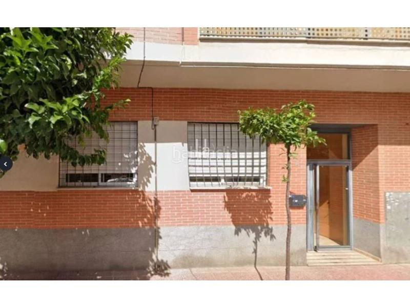 Foto f6ff8276-ec44-4be1-a5ba-894ae681bbf9. Parking coche garaje en venta en san benitopatiño30012 en Murcia