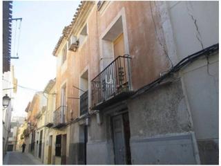 Casa  Albaicín. Oportunidad de inversión en el centro de cieza piso de 107 m jun