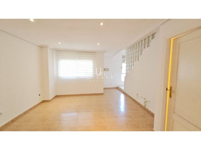 Foto 0601732d-fb36-4056-b67d-d47cd3b5fe6b. Casa amb aparcament a Juan de Borbón Murcia