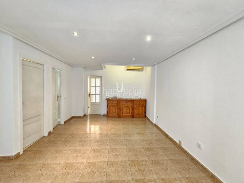 Foto 9ba97246-e0e3-4cd4-b7b3-334b293ea7a3. Casa amb aparcament a Juan de Borbón Murcia