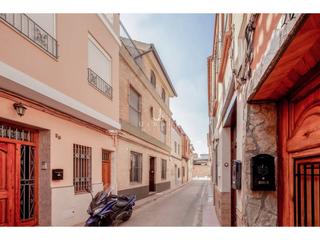 Casa adossada  San josé. Moderno chalet en albal con 3 dormitorios, 3 baños y amplia terr