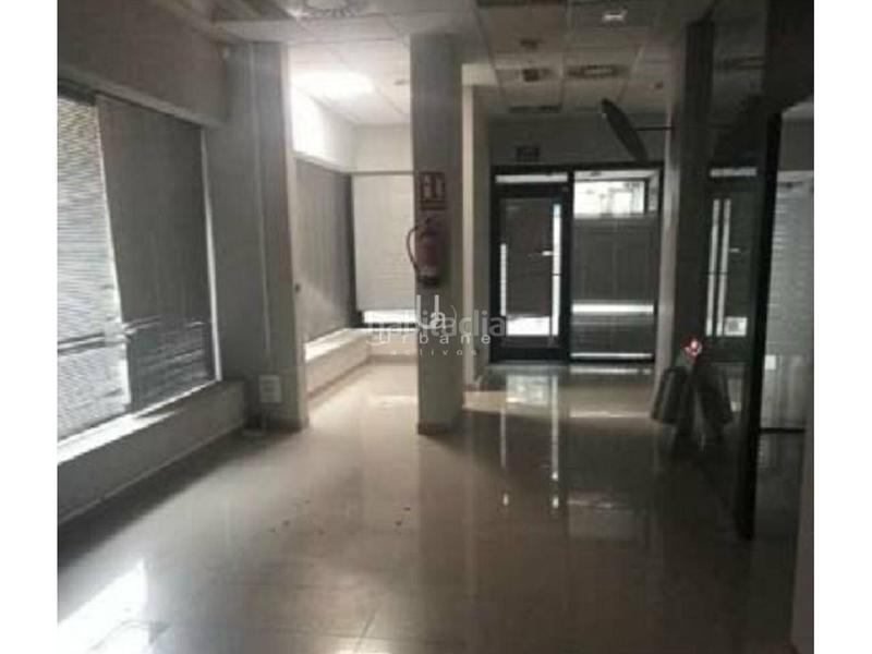 Foto b1befdc6-7fe2-4793-b3f1-1bfcf3399593. Business premise in doctor gadea 12 in Ensanche-Diputación Alicante