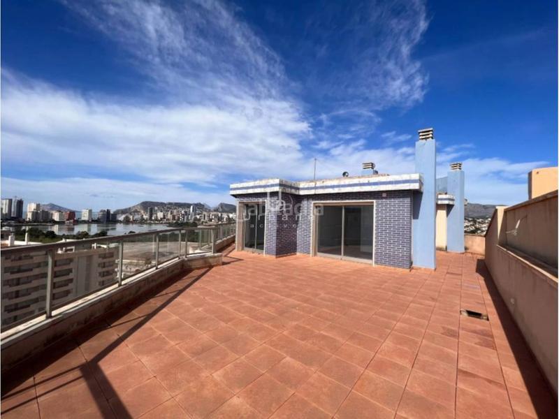 Foto 3d382673-008e-4397-94a7-23de6c1f31c6. Apartament amb calefacció piscina a Zona Levante - Playa Fossa Calp