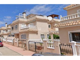 Maison jumelée  Rotterdam 14. Oportunidad de banco sin comisiones!!!