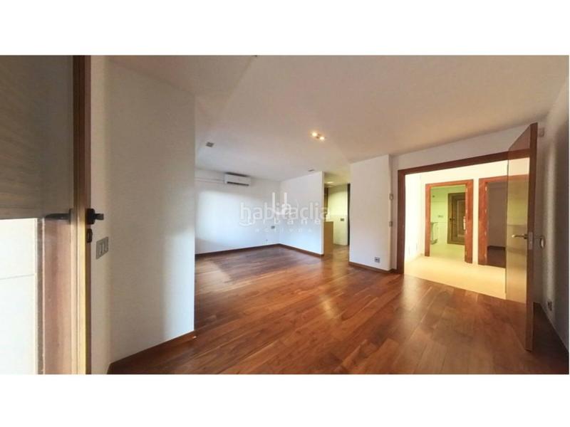 Foto 43b1e85b-5d08-4f74-a2ed-4119b4356030. Chalet  independiente d en Cumbres de Calicanto Torrent