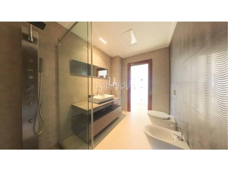 Foto 8f9c4ac6-7097-4a6c-9cce-782b9fe8459a. Chalet  independiente d en Cumbres de Calicanto Torrent