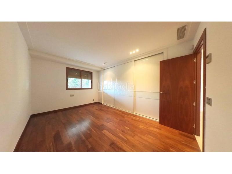 Foto c96e0f62-649e-40c7-bdf6-8d66efa7c89c. Chalet  independiente d en Cumbres de Calicanto Torrent