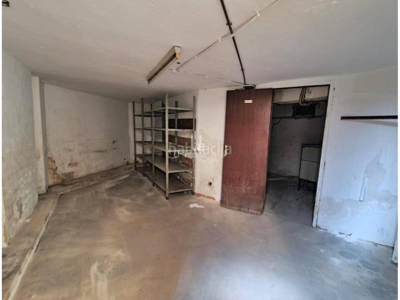 Foto 58d8b648-8d4f-4e91-ab94-30ff8f837ffc. Locale commerciale in Xeraco