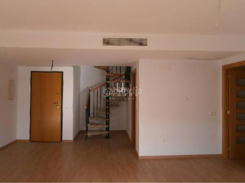 Foto e0d11e7f-d784-4fd9-adc4-25bf275d902b. Pis a Buñol