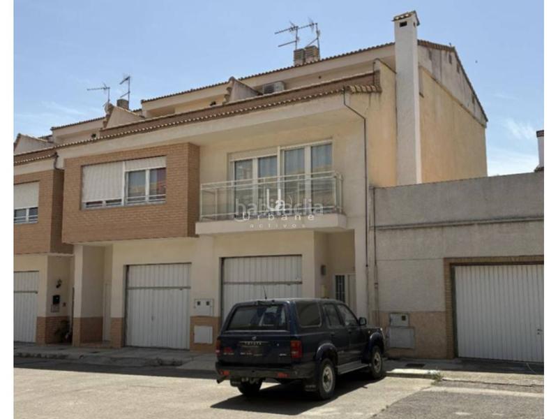 Foto fc350906-a456-466b-a93a-24176ad0d21d. Xalet amb aparcament a Centro Chiva