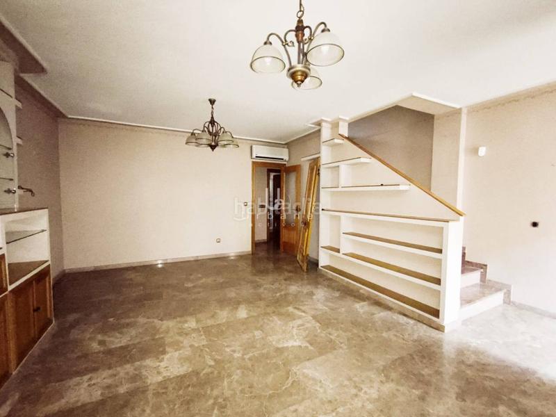 Foto 2e682442-21e9-4384-a701-f895fd3272d2. Maison avec parking dans El Puntal Murcia