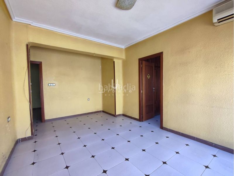 Foto f4958405-348d-4f35-b2e1-e46bcfcee05c. Pis a San Juan Murcia