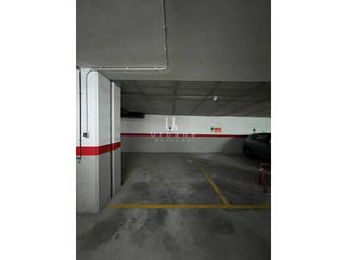 Aparcament cotxe  Avenida gral. gutierrez mellado. Garaje amplio en molina de segura  comodidad y seguridad para tu