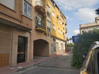 Local Comercial a Calle Gallegos