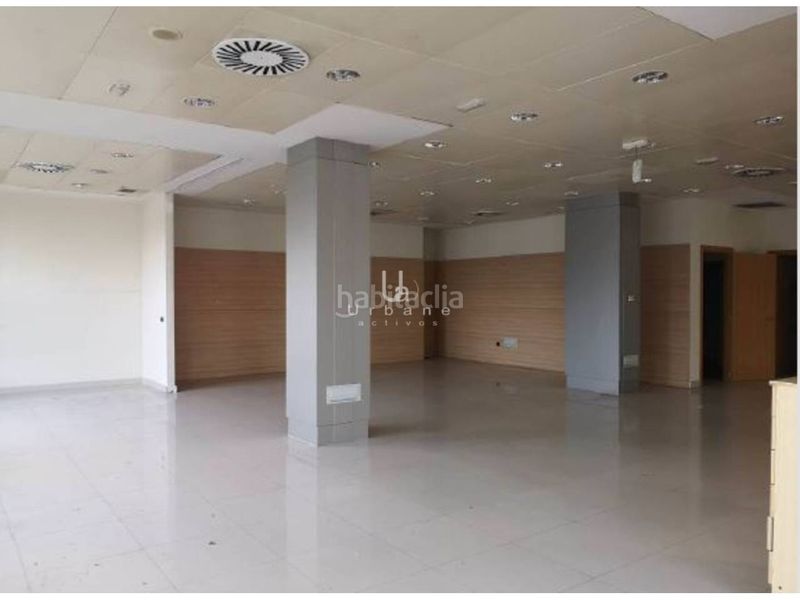 Foto dc7e3059-e824-4f2e-8853-88c2be9e3536. Local comercial a Santa Rita Paterna