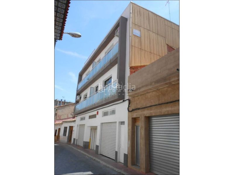 Foto 85697efd-a2fd-4362-8041-d748393509c3. Aparcament cotxe a Alginet