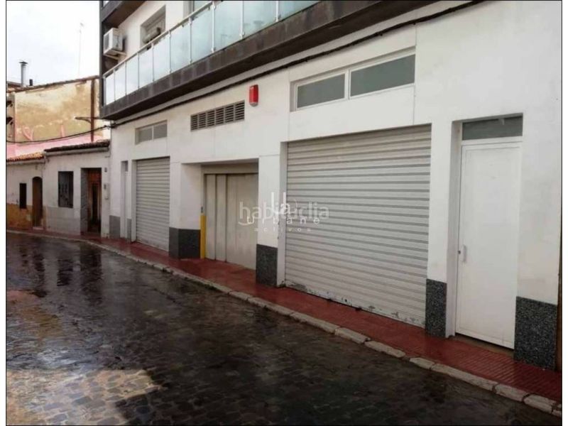 Foto 87adf167-2d4c-4b16-920e-7dc8b98695f4. Aparcament cotxe a Alginet