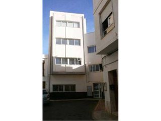 Autoparkplatz  Calle almazara. Garajes y trastero en alginet desde 7.300